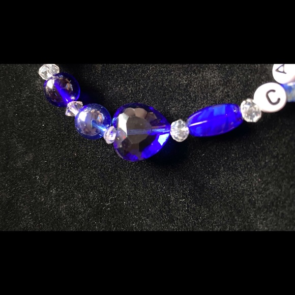 ❣️UK Wildcats, 2 fan bracelets, blue/white various bead types, CATS & paw - Picture 8 of 12
